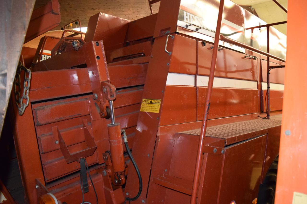 Fiat Hesston 4700 - Пресс-подборщик тюковый: фото 3 Fiat Hesston 4700 - Пресс-подборщик тюковый: фото 3