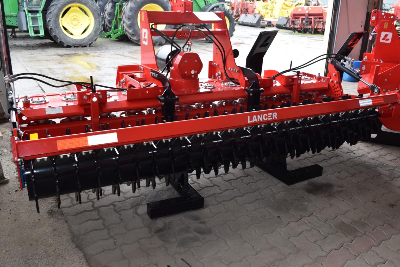 Lancer URANUS UM290 - Техника для обработки почвы: фото 4 Lancer URANUS UM290 - Техника для обработки почвы: фото 4