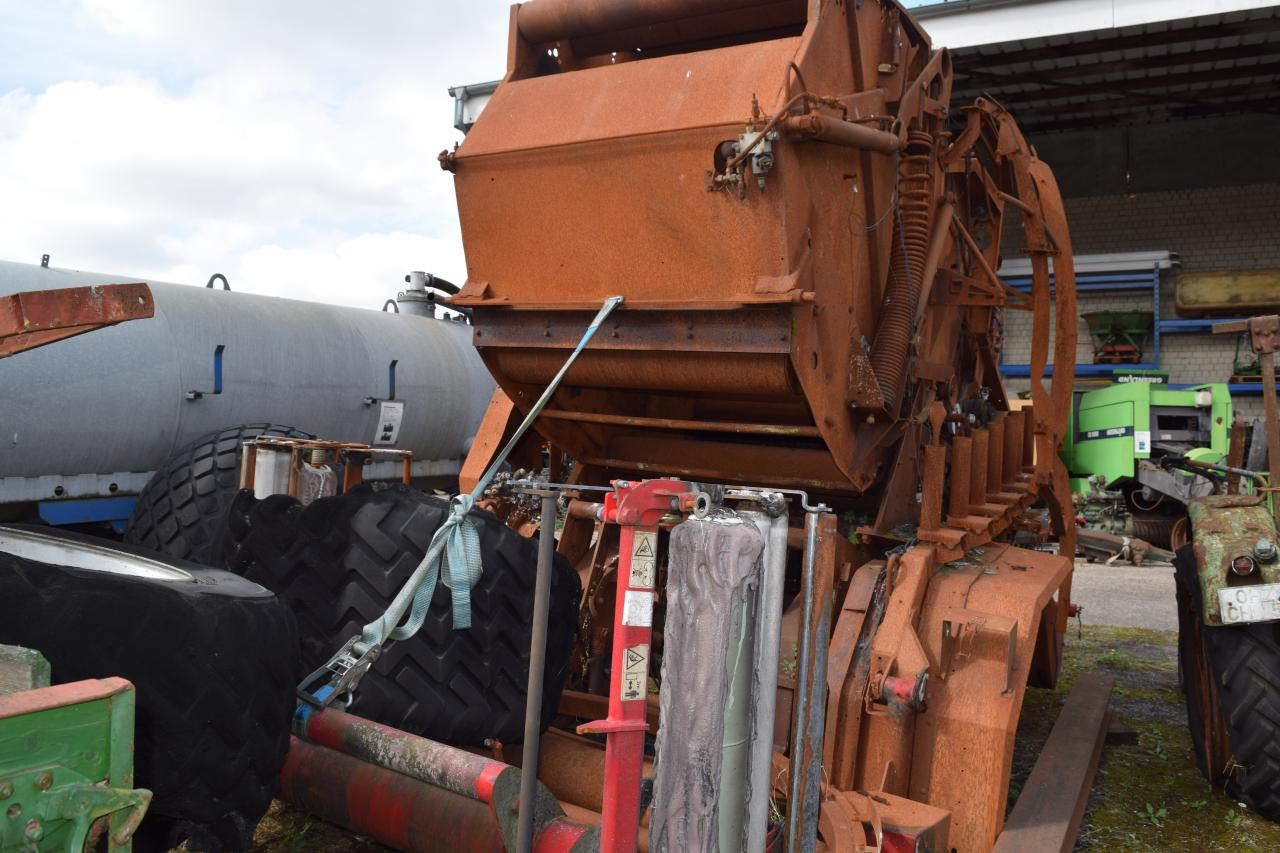 Lely Welger *zur Teileverwertung* - Пресс-подборщик рулонный: фото 4 Lely Welger *zur Teileverwertung* - Пресс-подборщик рулонный: фото 4