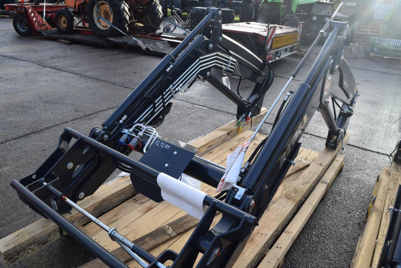 Stoll Solid 38-20 P - Фронтальный погрузчик для трактора: фото 3 Stoll Solid 38-20 P - Фронтальный погрузчик для трактора: фото 3