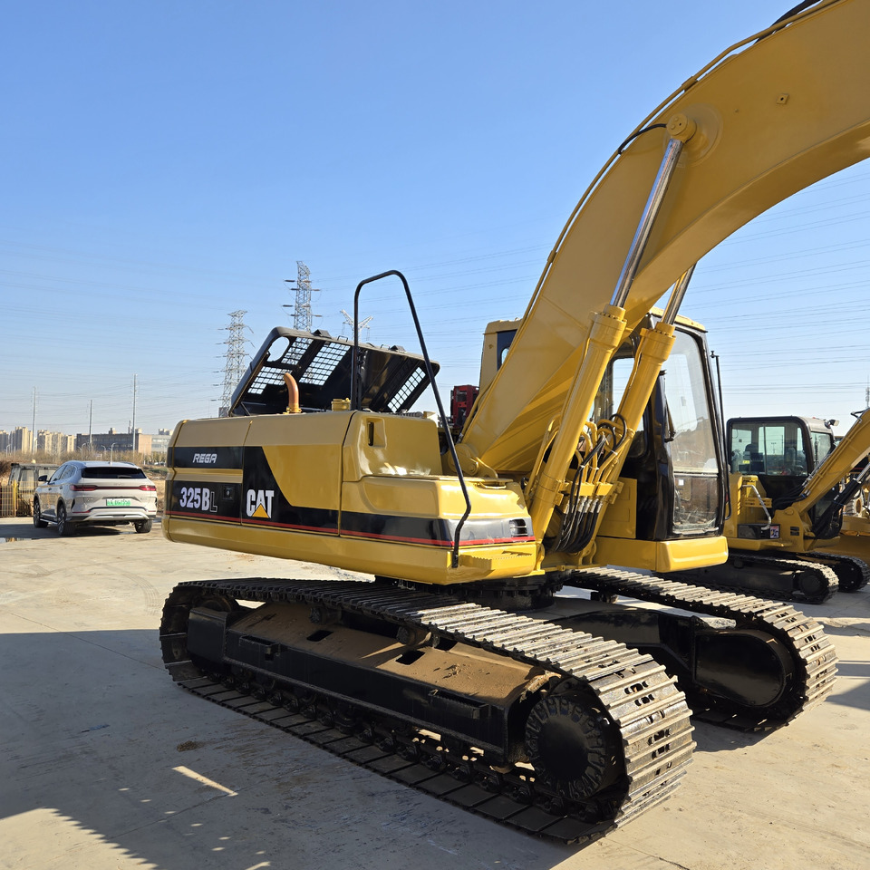 CATERPILLAR 325B - Гусеничный экскаватор: фото 4 CATERPILLAR 325B - Гусеничный экскаватор: фото 4