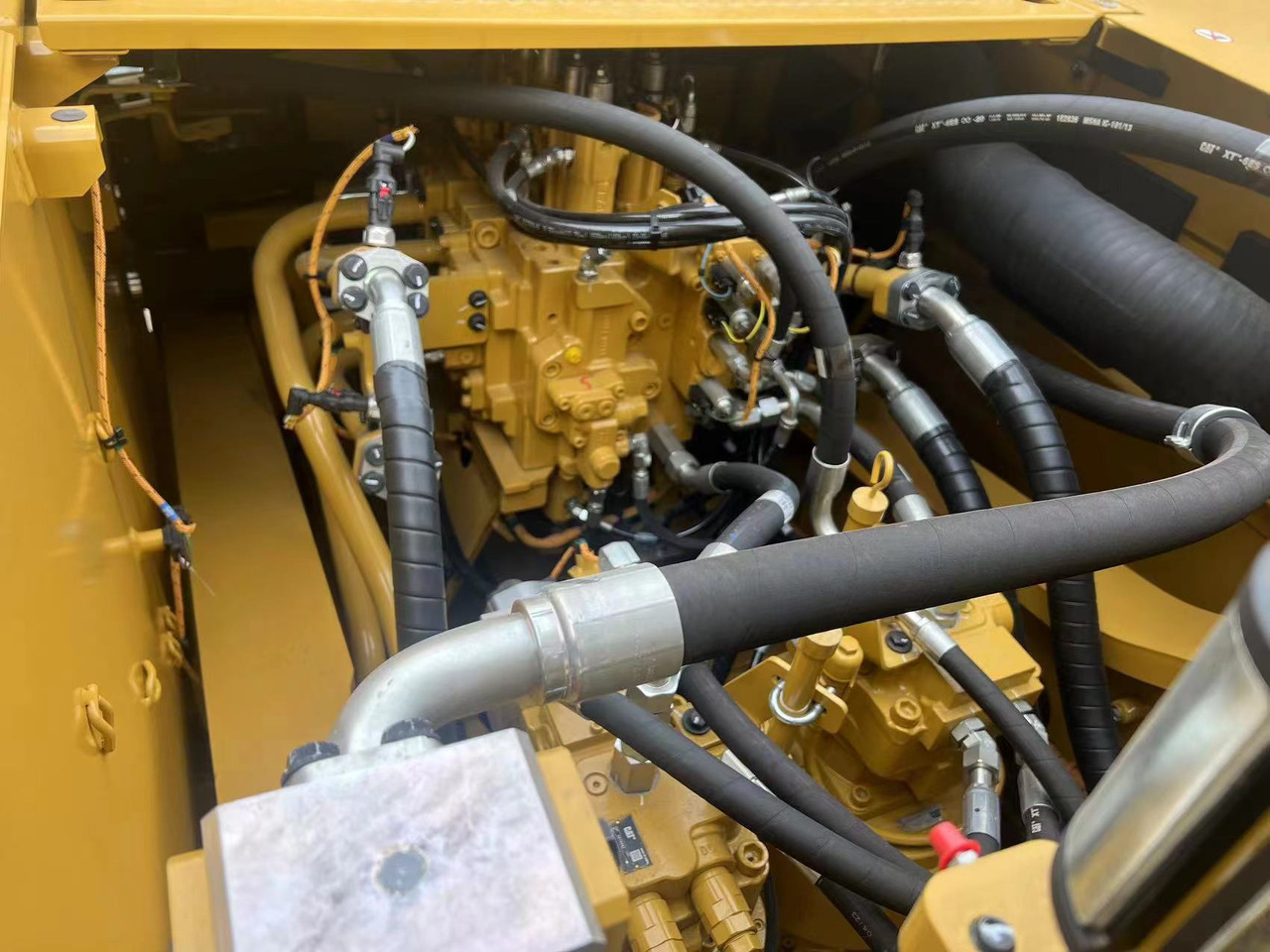 Новый Гусеничный экскаватор CATERPILLAR 352: фото 14 Новый Гусеничный экскаватор CATERPILLAR 352: фото 14