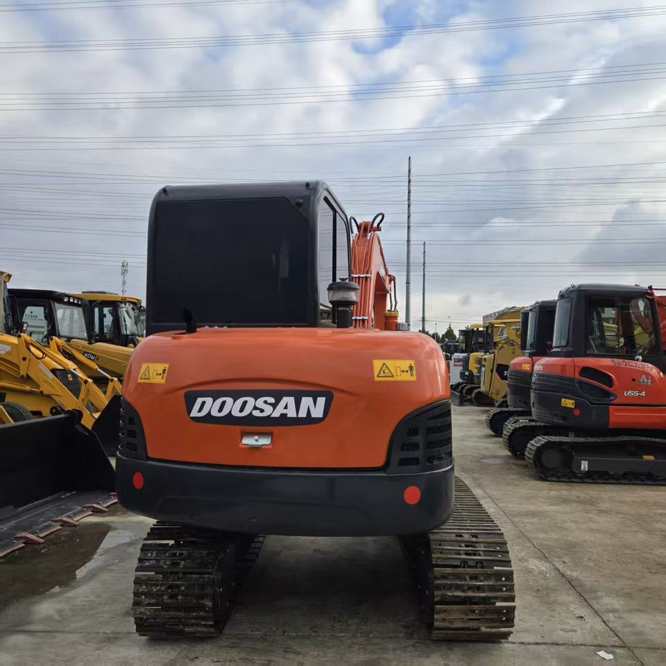 DOOSAN DH60-7 - Мини-экскаватор: фото 3 DOOSAN DH60-7 - Мини-экскаватор: фото 3