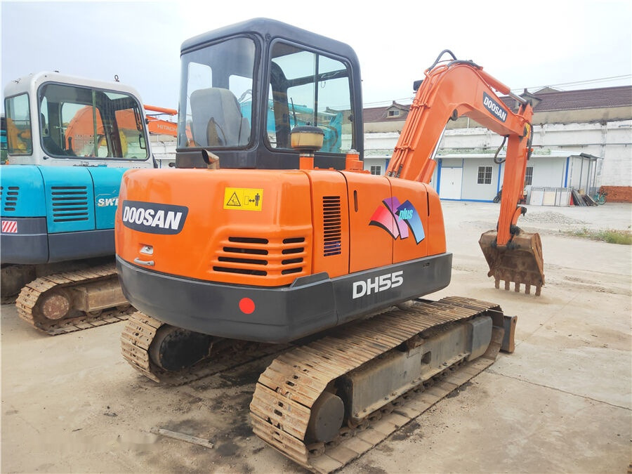 Doosan DH55-V - Мини-экскаватор: фото 2 Doosan DH55-V - Мини-экскаватор: фото 2