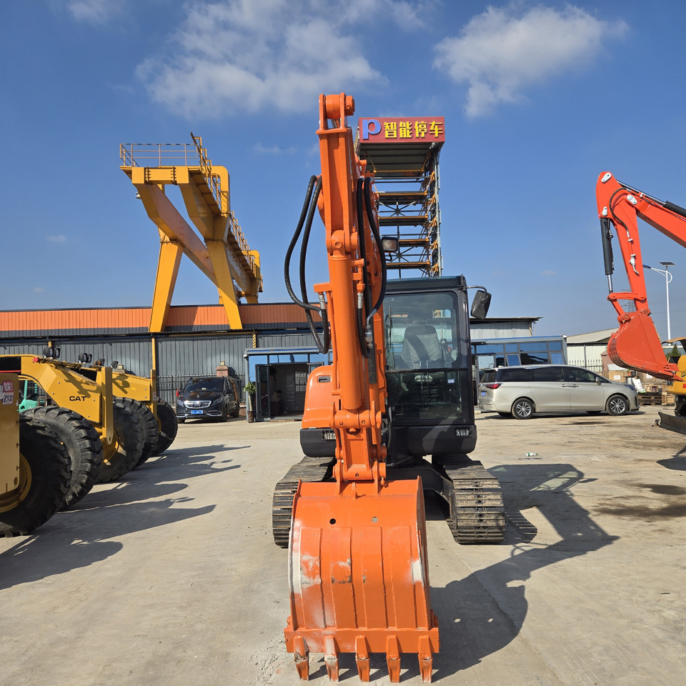 Doosan DX60 - Мини-экскаватор: фото 2 Doosan DX60 - Мини-экскаватор: фото 2