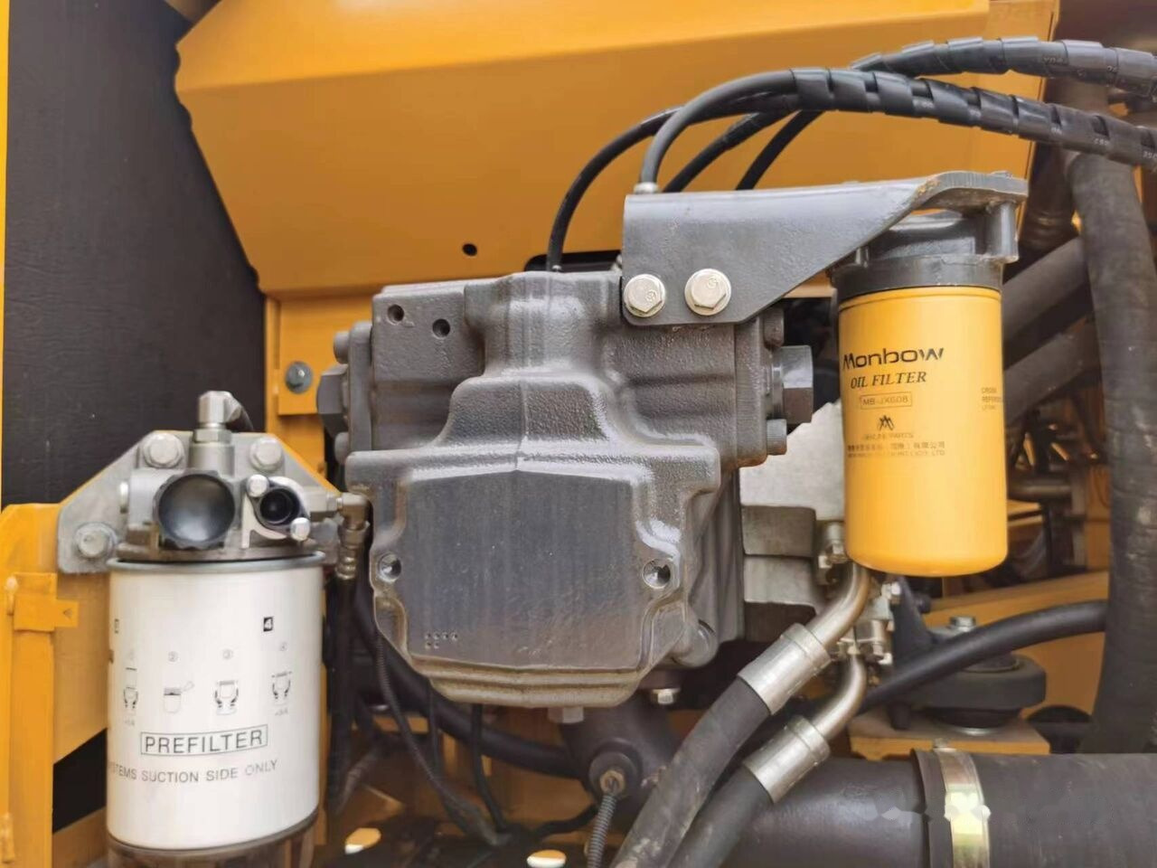 Гусеничный экскаватор Komatsu PC200-8: фото 6 Гусеничный экскаватор Komatsu PC200-8: фото 6