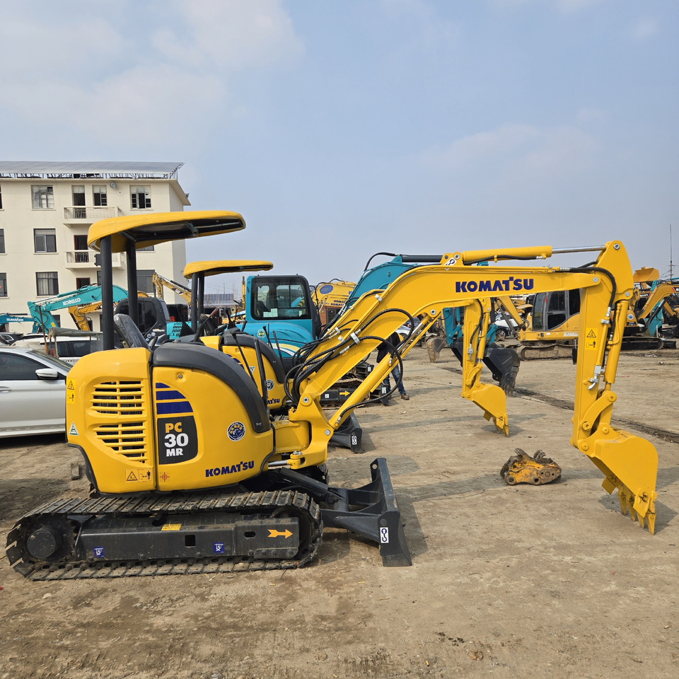 Komatsu PC30MR - Мини-экскаватор: фото 1 Komatsu PC30MR - Мини-экскаватор: фото 1