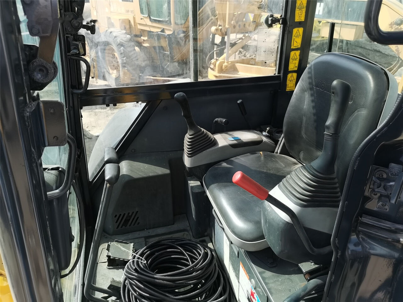 Komatsu PC35MR - Мини-экскаватор: фото 4 Komatsu PC35MR - Мини-экскаватор: фото 4