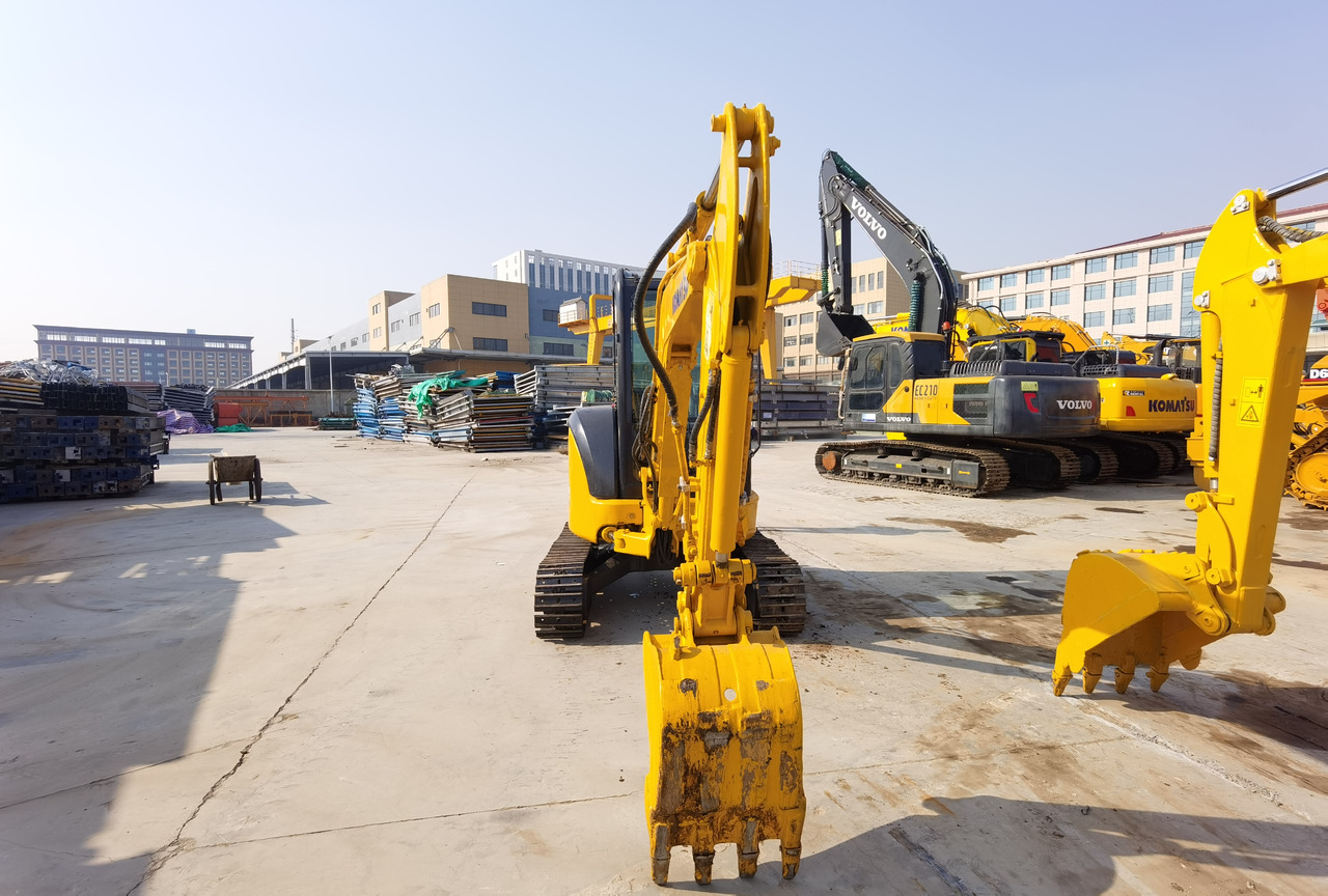 Komatsu PC35MR - Мини-экскаватор: фото 3 Komatsu PC35MR - Мини-экскаватор: фото 3