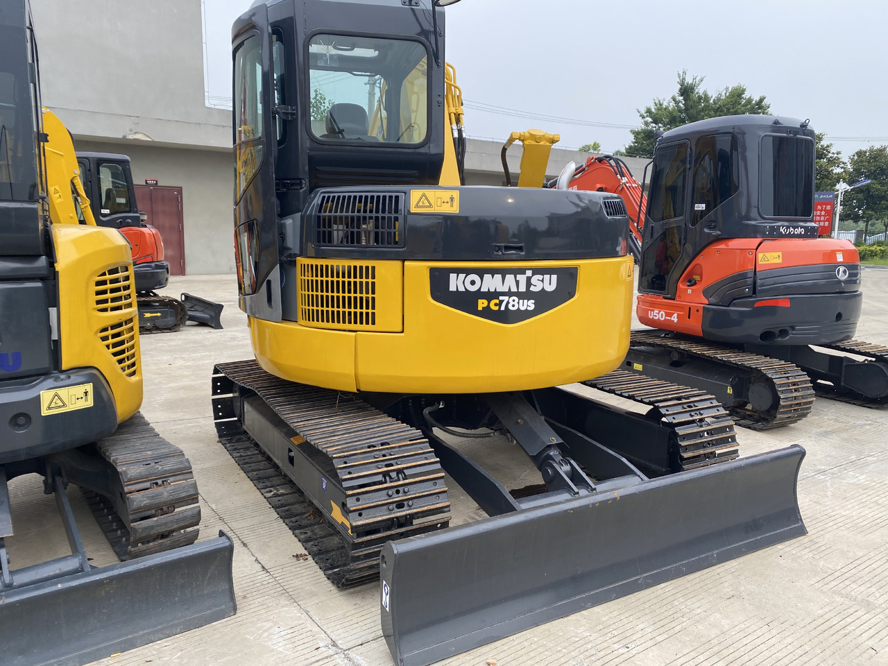 Komatsu PC78US - Мини-экскаватор: фото 4 Komatsu PC78US - Мини-экскаватор: фото 4