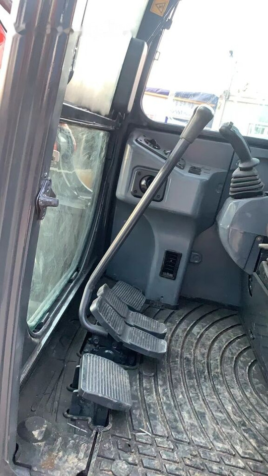 Kubota KX183 - Гусеничный экскаватор: фото 4 Kubota KX183 - Гусеничный экскаватор: фото 4