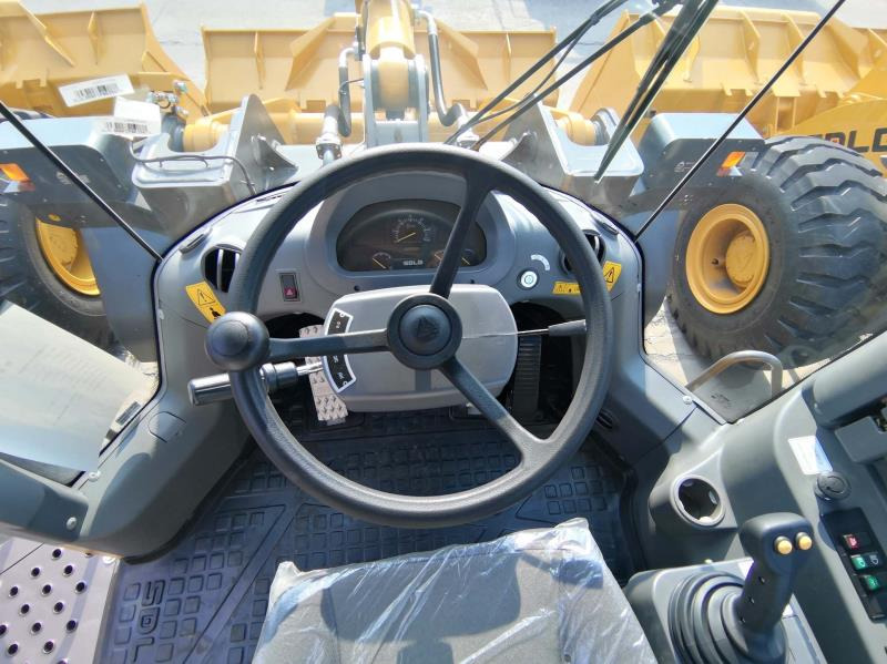 SDLG 956F - Колёсный погрузчик: фото 4 SDLG 956F - Колёсный погрузчик: фото 4