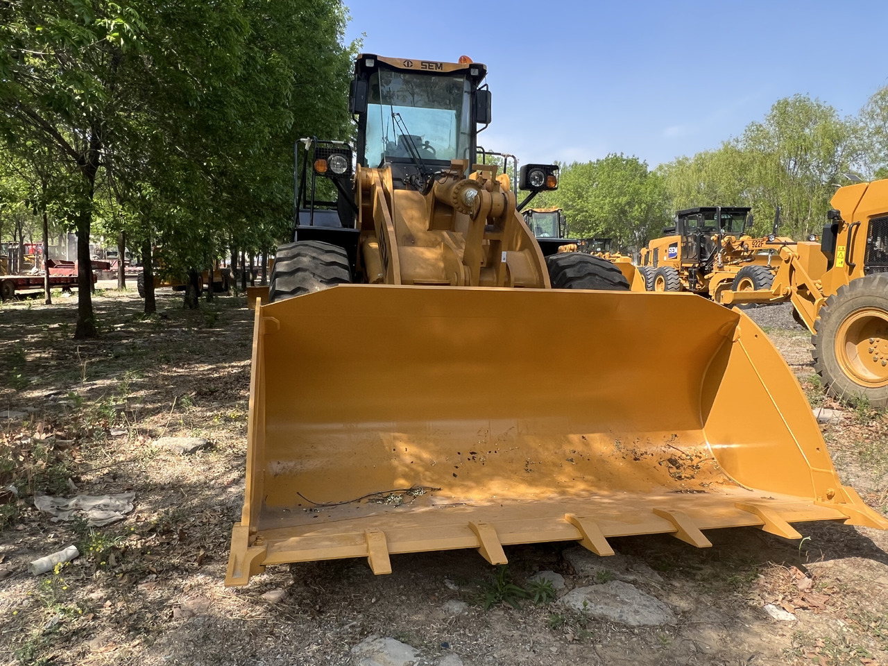 SEM SEM655D - Колёсный погрузчик: фото 5 SEM SEM655D - Колёсный погрузчик: фото 5