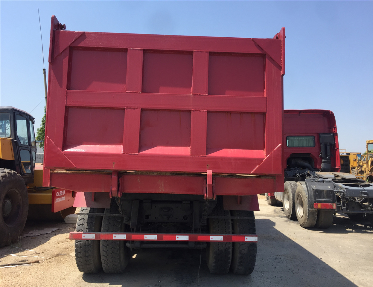 SINOTRUK HOWO - Самосвал: фото 4 SINOTRUK HOWO - Самосвал: фото 4