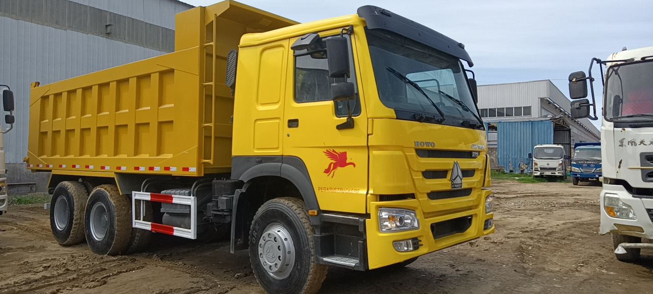 SINOTRUK HOWO - Самосвал: фото 3 SINOTRUK HOWO - Самосвал: фото 3