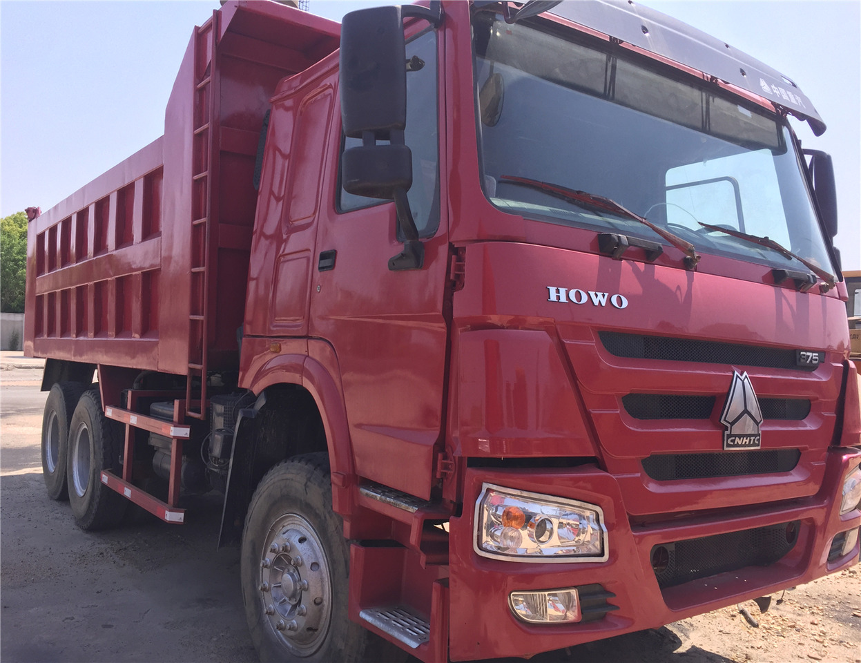 Самосвал SINOTRUK HOWO: фото 9 Самосвал SINOTRUK HOWO: фото 9