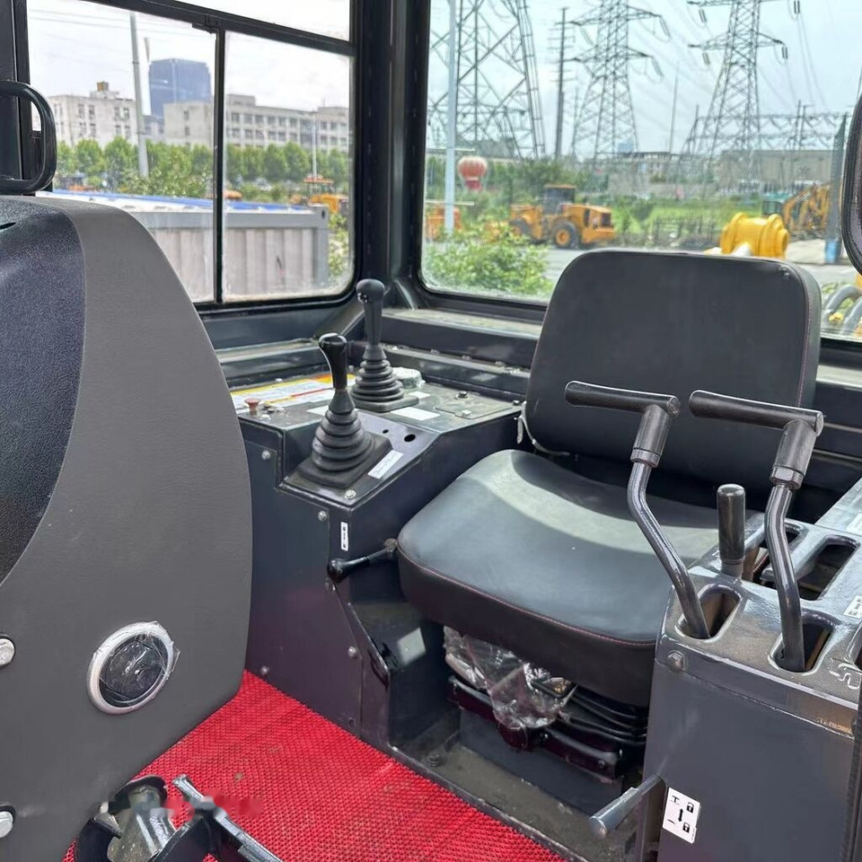 Shantui SD32 - Бульдозер: фото 3 Shantui SD32 - Бульдозер: фото 3