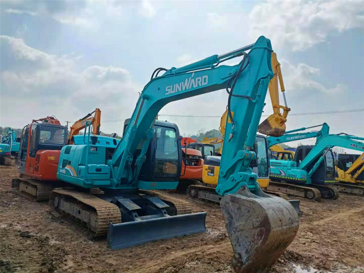 Sunward SWE90 - Гусеничный экскаватор: фото 3 Sunward SWE90 - Гусеничный экскаватор: фото 3