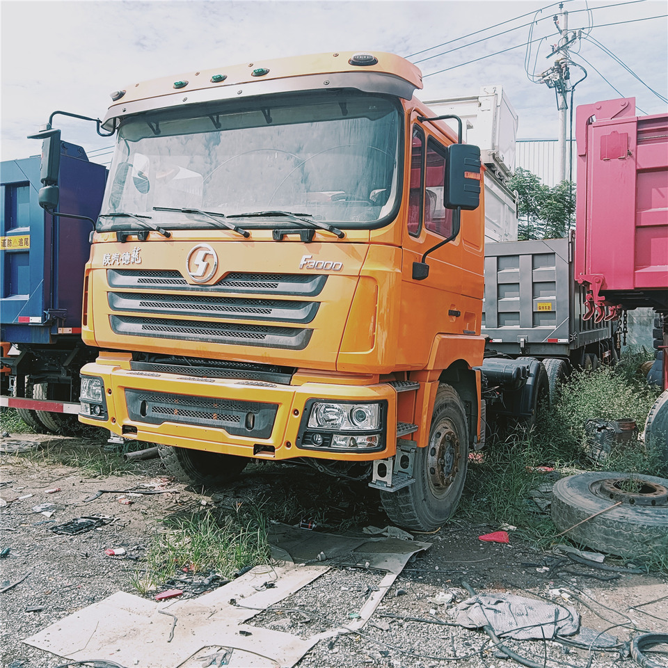 SHACMAN F3000 - Тягач: фото 2 SHACMAN F3000 - Тягач: фото 2