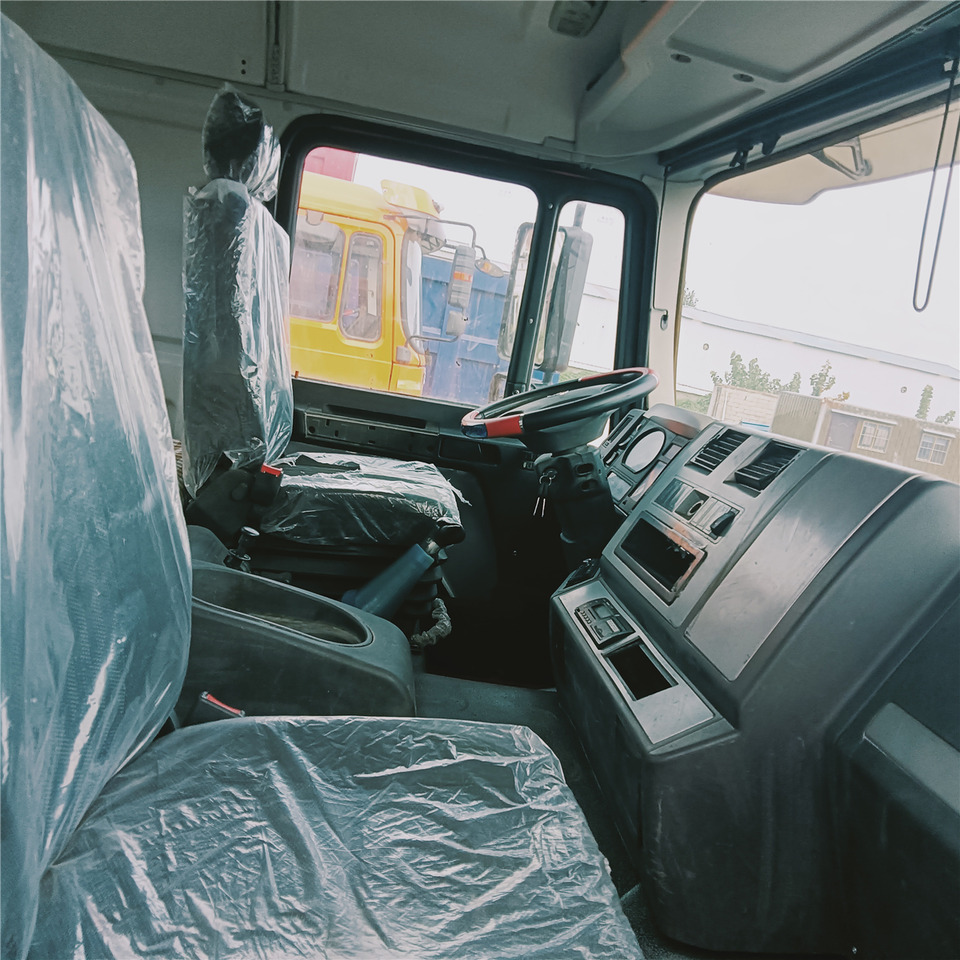 SHACMAN F3000 trailer head - Тягач: фото 5 SHACMAN F3000 trailer head - Тягач: фото 5