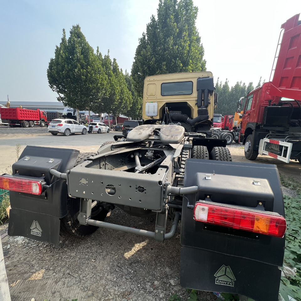 SINOTRUK HOWO - Тягач: фото 4 SINOTRUK HOWO - Тягач: фото 4