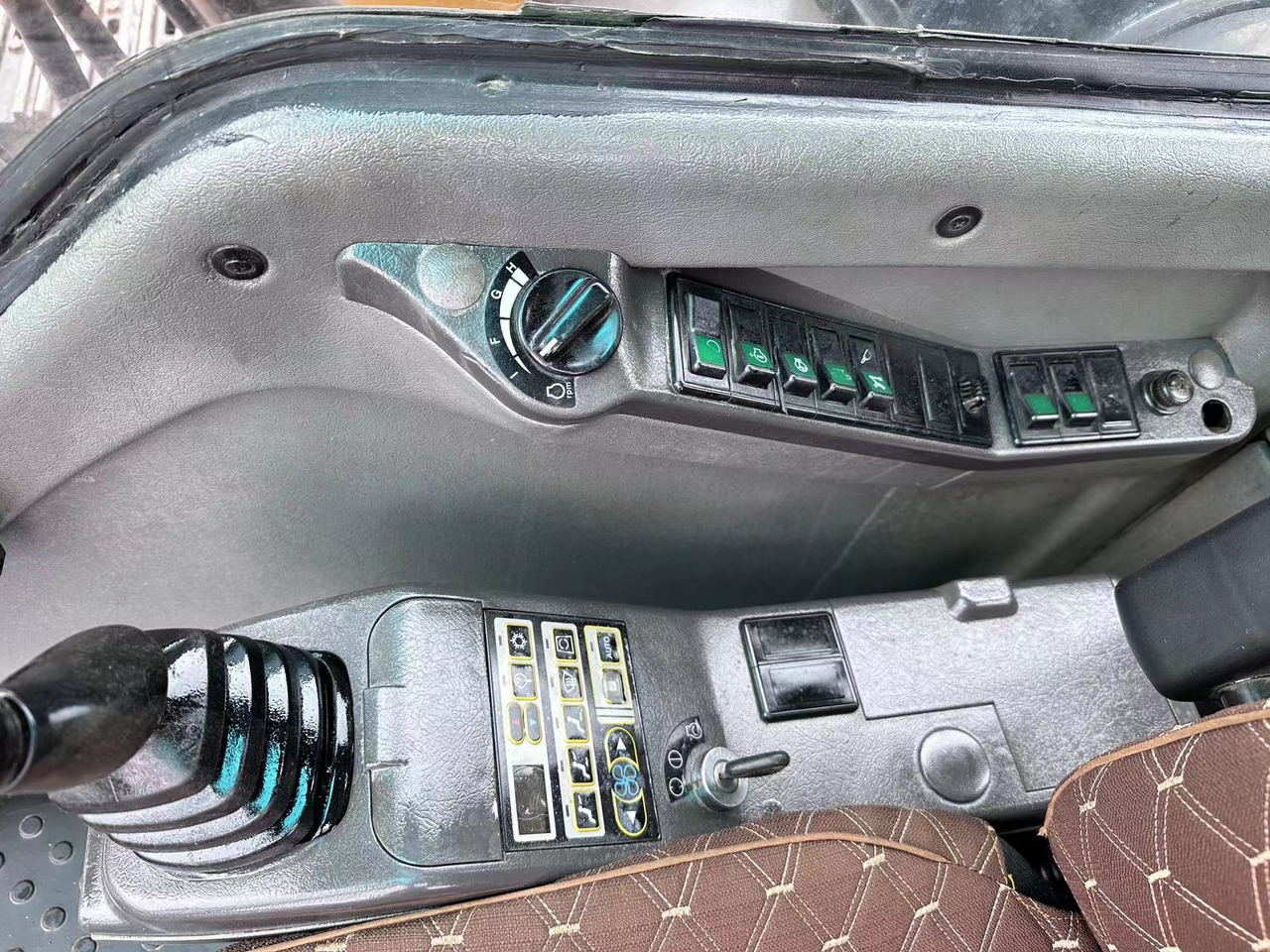 Volvo EC240D - Гусеничный экскаватор: фото 5 Volvo EC240D - Гусеничный экскаватор: фото 5