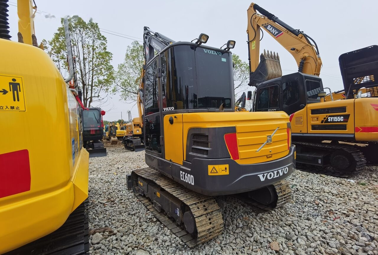 Volvo EC60D - Мини-экскаватор: фото 3 Volvo EC60D - Мини-экскаватор: фото 3