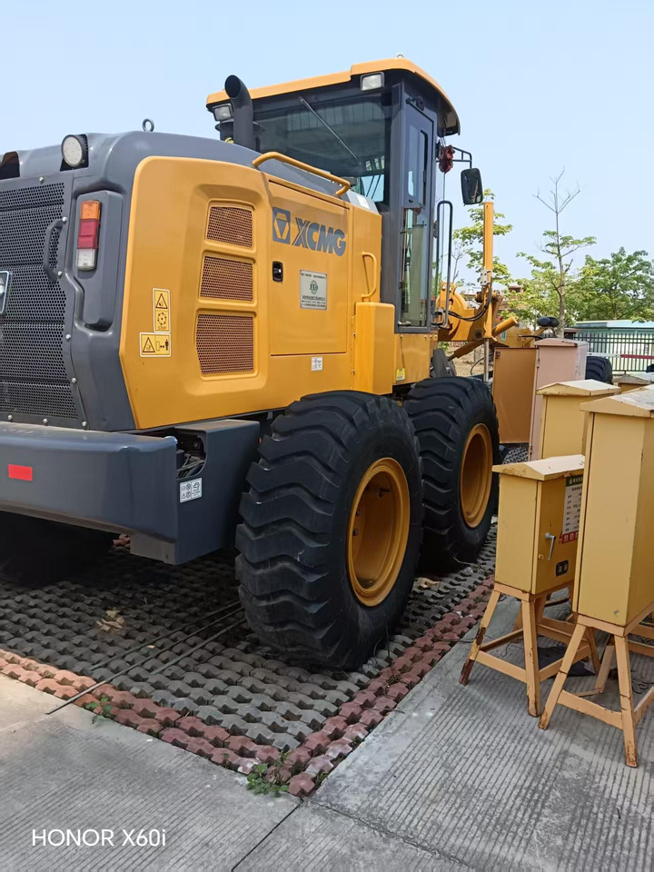 XCMG GR1653 - Грейдер: фото 5 XCMG GR1653 - Грейдер: фото 5