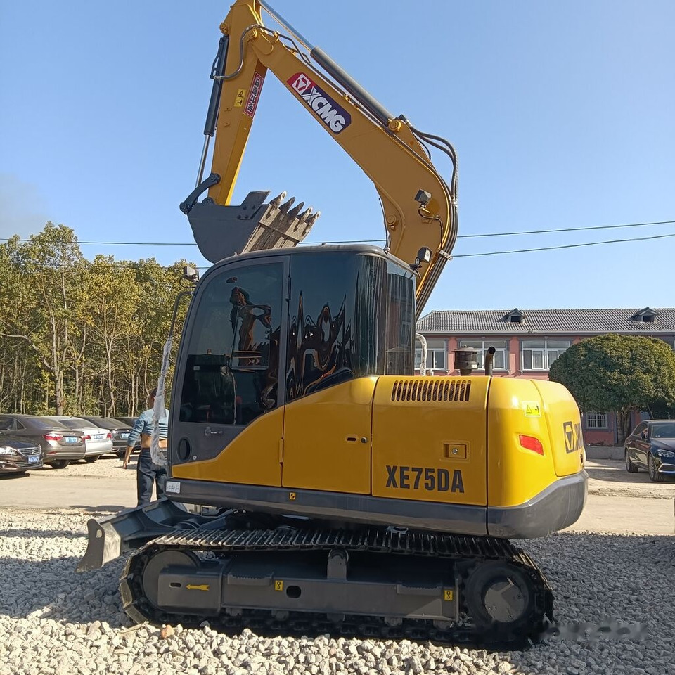 XCMG XE75DA - Мини-экскаватор: фото 3 XCMG XE75DA - Мини-экскаватор: фото 3