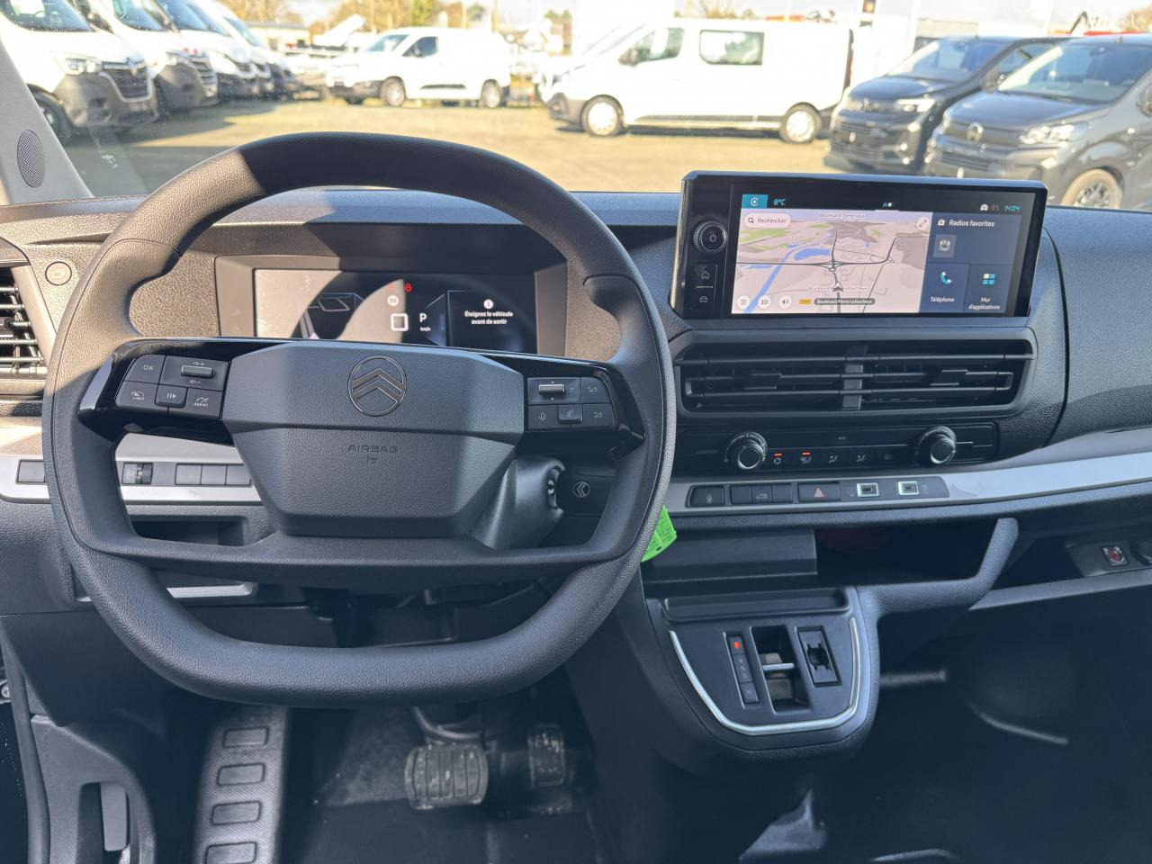 CITROEN Jumpy M 2.0 BlueHDi - 180 S&S - BV EAT8 III FOURGON . PHASE 2 - Цельнометаллический фургон: фото 4 CITROEN Jumpy M 2.0 BlueHDi - 180 S&S - BV EAT8 III FOURGON . PHASE 2 - Цельнометаллический фургон: фото 4