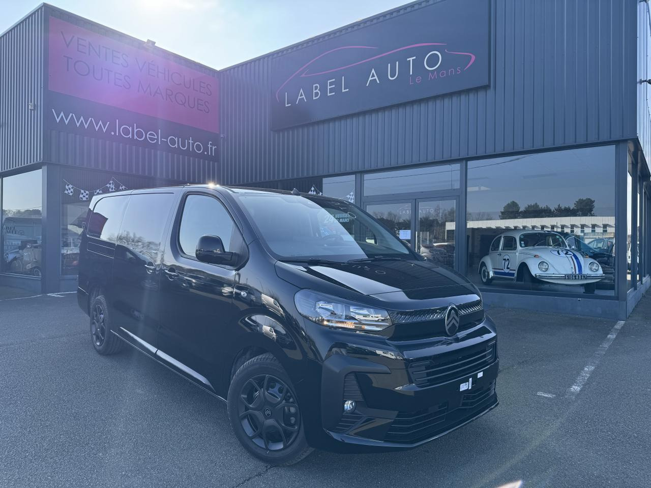 CITROEN Jumpy M 2.0 BlueHDi - 180 S&S - BV EAT8 III FOURGON . PHASE 2 - Цельнометаллический фургон: фото 1 CITROEN Jumpy M 2.0 BlueHDi - 180 S&S - BV EAT8 III FOURGON . PHASE 2 - Цельнометаллический фургон: фото 1