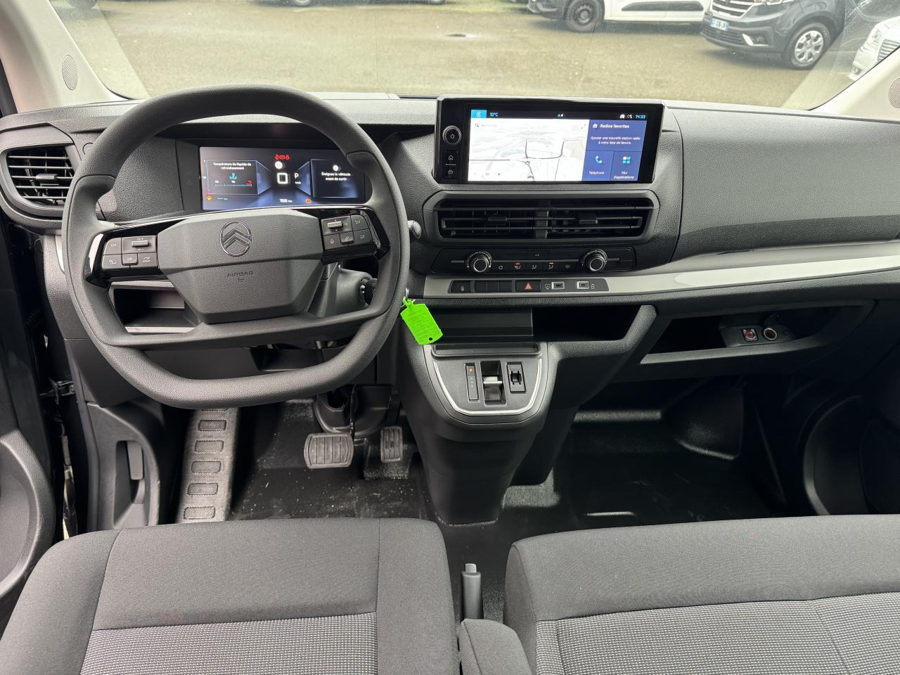 CITROEN Jumpy XL 2.0 BlueHDi - 180 S&S - BV EAT8 III CABINE APPROFONDIE Cabine approfondie Fixe PHASE 2 - Цельнометаллический фургон: фото 3 CITROEN Jumpy XL 2.0 BlueHDi - 180 S&S - BV EAT8 III CABINE APPROFONDIE Cabine approfondie Fixe PHASE 2 - Цельнометаллический фургон: фото 3