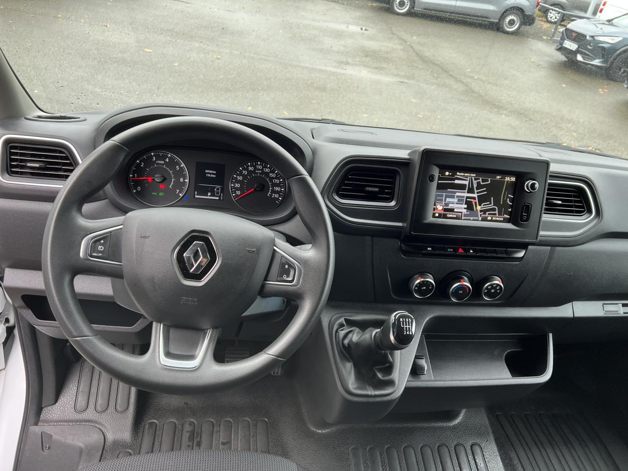 RENAULT Master Grand Confort F3300 L2H2 2.3 dCi - 135 III FOURGON Fourgon L2H2 Traction PHASE 3 - Цельнометаллический фургон: фото 4 RENAULT Master Grand Confort F3300 L2H2 2.3 dCi - 135 III FOURGON Fourgon L2H2 Traction PHASE 3 - Цельнометаллический фургон: фото 4