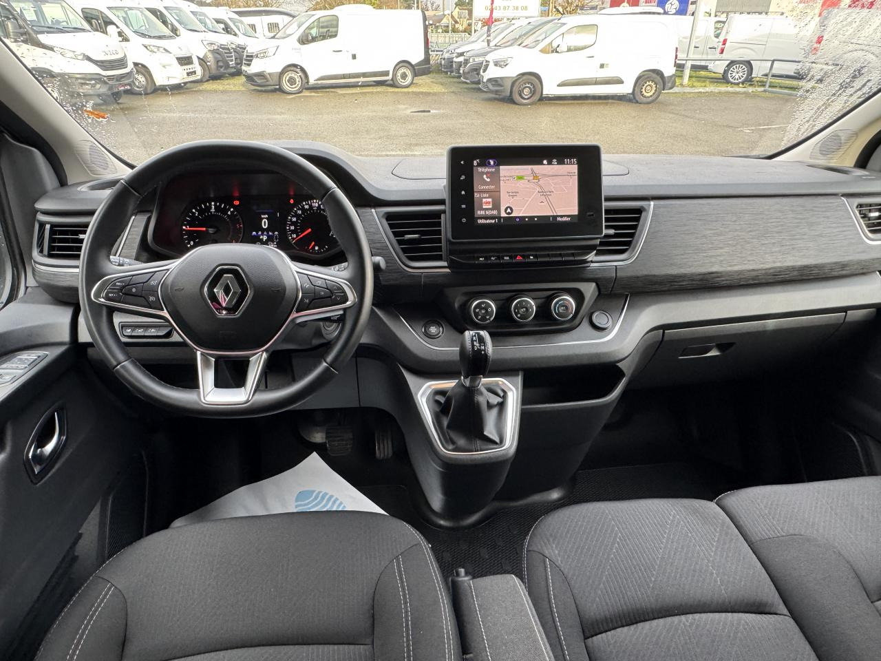 RENAULT Trafic L2 2.0 Energy dCi - 150 - S&S - BV EDC Eu48ro 6e III COMBI Combi Intens L2H1 PHASE 3 - Грузопассажирский фургон: фото 3 RENAULT Trafic L2 2.0 Energy dCi - 150 - S&S - BV EDC Eu48ro 6e III COMBI Combi Intens L2H1 PHASE 3 - Грузопассажирский фургон: фото 3