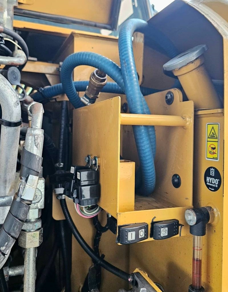 Гусеничный экскаватор CAT 308 E 2 CR: фото 34