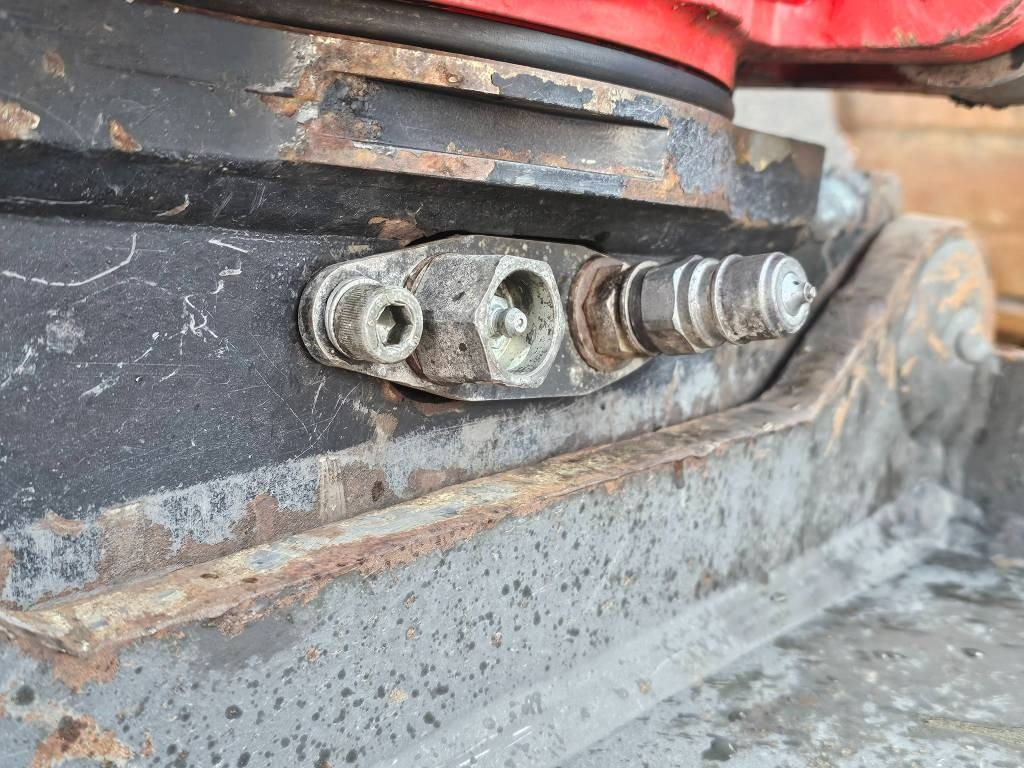 Гусеничный экскаватор CAT 308 E 2 CR: фото 24