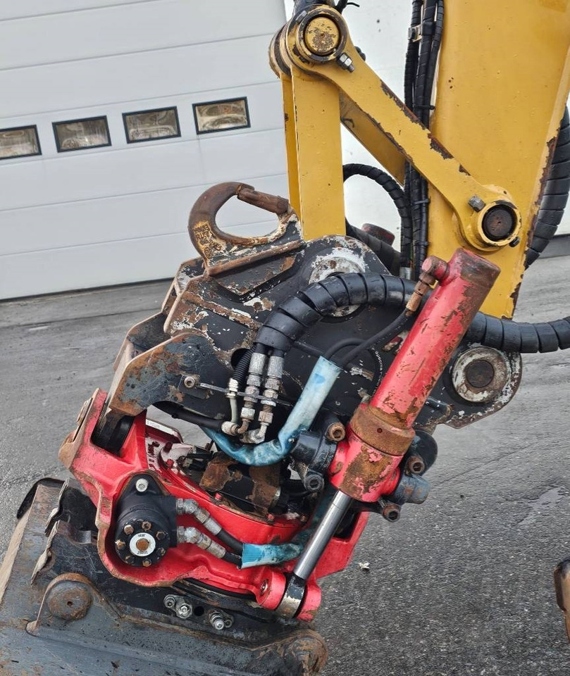 Гусеничный экскаватор CAT 308 E 2 CR: фото 21