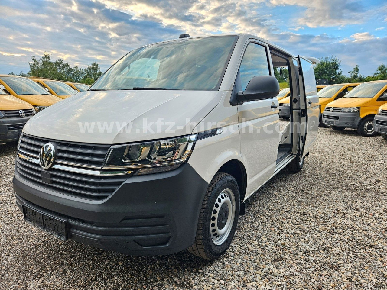 Volkswagen T6 2xSchiebetüre!org.3.557KM|1.Hd|110KW|2.0TDI| - Пассажирский фургон: фото 1 Volkswagen T6 2xSchiebetüre!org.3.557KM|1.Hd|110KW|2.0TDI| - Пассажирский фургон: фото 1