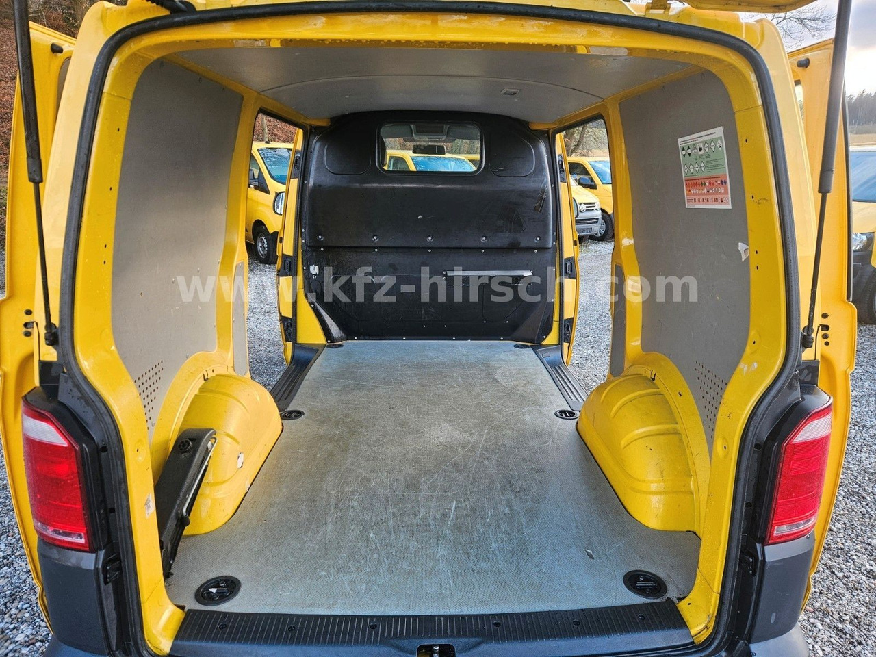 Volkswagen T6 Transporter 2.0TDI 2xSchiebetüre Werkstattgf. - Цельнометаллический фургон: фото 5 Volkswagen T6 Transporter 2.0TDI 2xSchiebetüre Werkstattgf. - Цельнометаллический фургон: фото 5