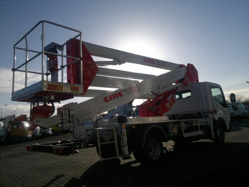 CMC TB260 26m zamontowany na Nissan Cabstar - Грузовик с подъемником: фото 3 CMC TB260 26m zamontowany na Nissan Cabstar - Грузовик с подъемником: фото 3