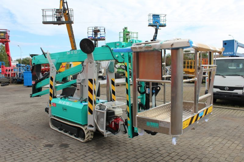 IMER GROUP Seria IM R 19 SA nowy podnośnik na gąsienicach 19 m - Спайдер-вышка: фото 2 IMER GROUP Seria IM R 19 SA nowy podnośnik na gąsienicach 19 m - Спайдер-вышка: фото 2