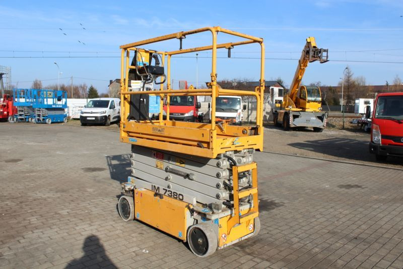 Imer podnośnik nożycowy elektryczny 9 m Imer IM7380 - Ножничный подъемник: фото 3 Imer podnośnik nożycowy elektryczny 9 m Imer IM7380 - Ножничный подъемник: фото 3