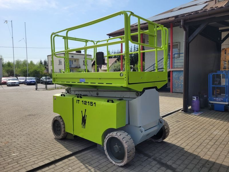 Podnośnik nożycowy samojezdny elektryczny 14 m Iteco IT 12151 - Ножничный подъемник: фото 4 Podnośnik nożycowy samojezdny elektryczny 14 m Iteco IT 12151 - Ножничный подъемник: фото 4