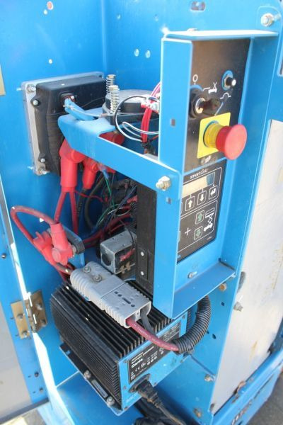 Вертикальный мачтовый подъемник podnośnik koszowy masztowy elektryczny 8 m Genie GR20: фото 9