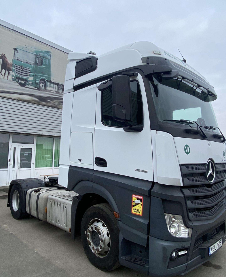 Mercedes-Benz ACTROS 1845 BIG SPACE - Тягач: фото 2 Mercedes-Benz ACTROS 1845 BIG SPACE - Тягач: фото 2