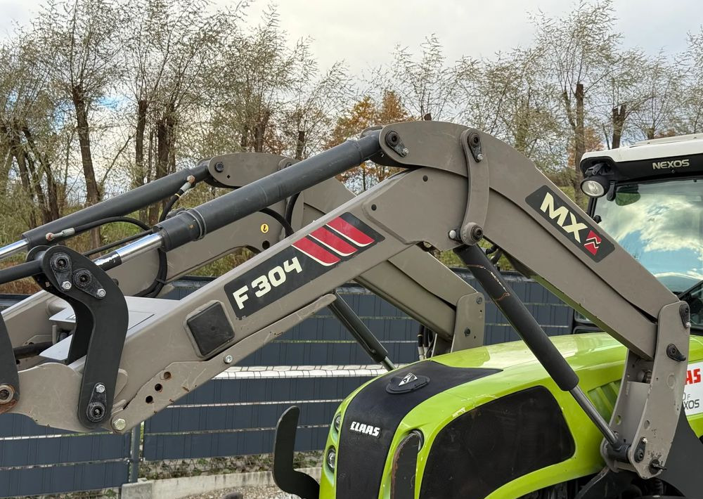 Claas * 240 F NEXOS CLAAS * 4x4 * Sadowniczy * Tur MX F304 * TUZ * Wałek WOM* Ciągnik * Traktor * - Трактор: фото 4 Claas * 240 F NEXOS CLAAS * 4x4 * Sadowniczy * Tur MX F304 * TUZ * Wałek WOM* Ciągnik * Traktor * - Трактор: фото 4