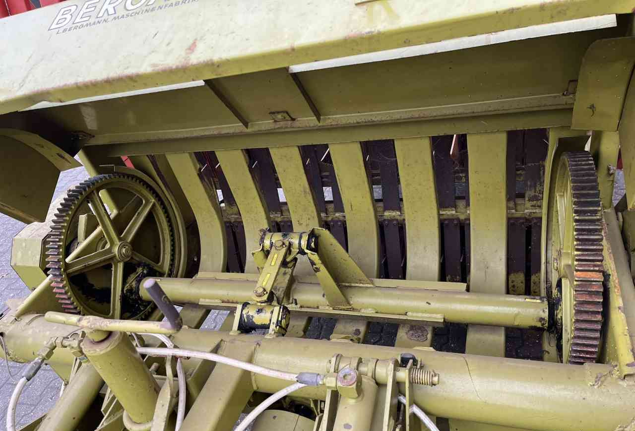 Bergmann Opraapwagen, ladewagen, weidebouwmachines - Самозагружающийся прицеп: фото 5 Bergmann Opraapwagen, ladewagen, weidebouwmachines - Самозагружающийся прицеп: фото 5