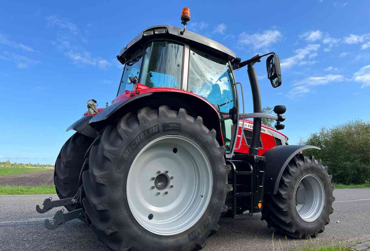 Massey Ferguson 6S.165 Dyna-6 Efficient - Трактор: фото 5 Massey Ferguson 6S.165 Dyna-6 Efficient - Трактор: фото 5
