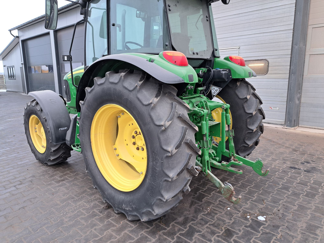 Ciągnik John Deere 5090m - Трактор: фото 2 Ciągnik John Deere 5090m - Трактор: фото 2