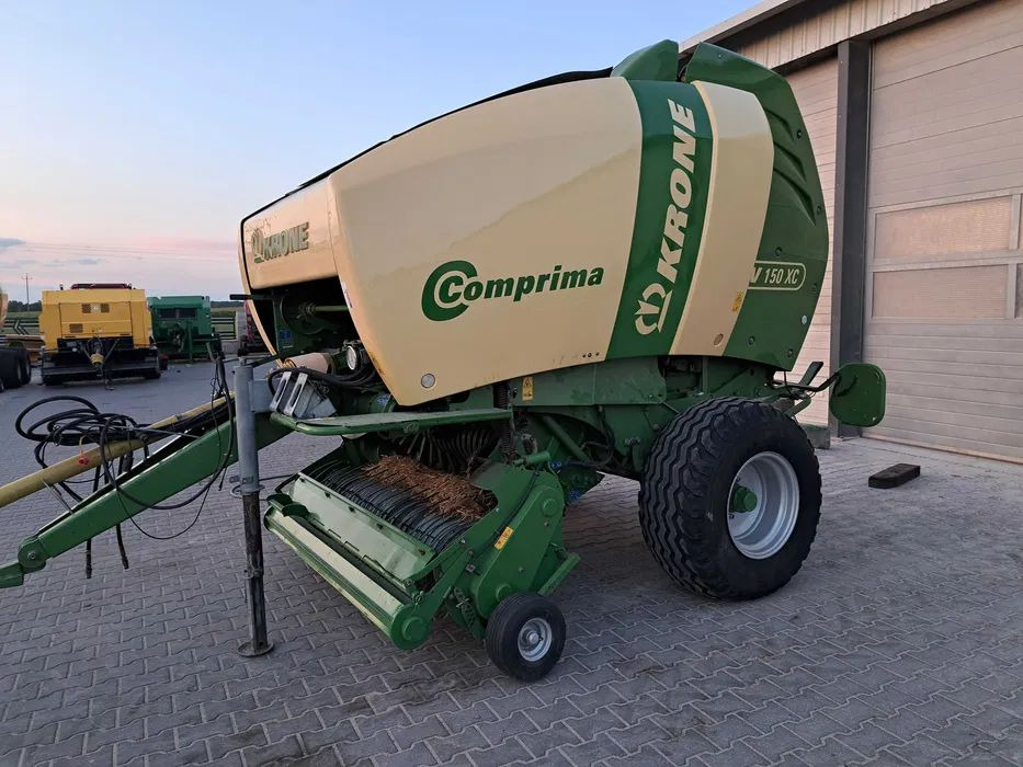 Prasa rolująca Krone Comprima 150XC - Пресс-подборщик рулонный: фото 4 Prasa rolująca Krone Comprima 150XC - Пресс-подборщик рулонный: фото 4